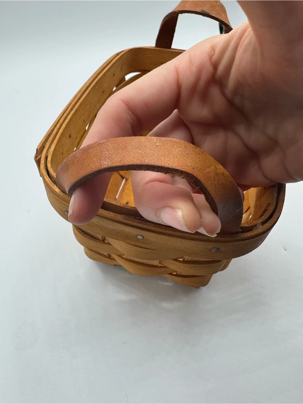 Vintage Longaberger Tea Basket-Leather Handles  7
